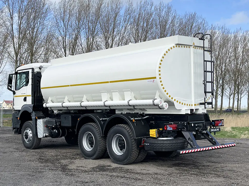MAN TGS 33.400 BB CH 6x6 Fuel Tank Truck 2