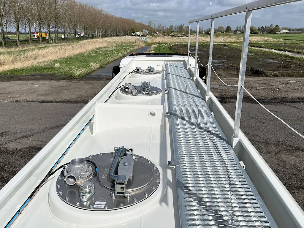 MAN TGS 33.400 BB CH 6x6 Fuel Tank Truck 13