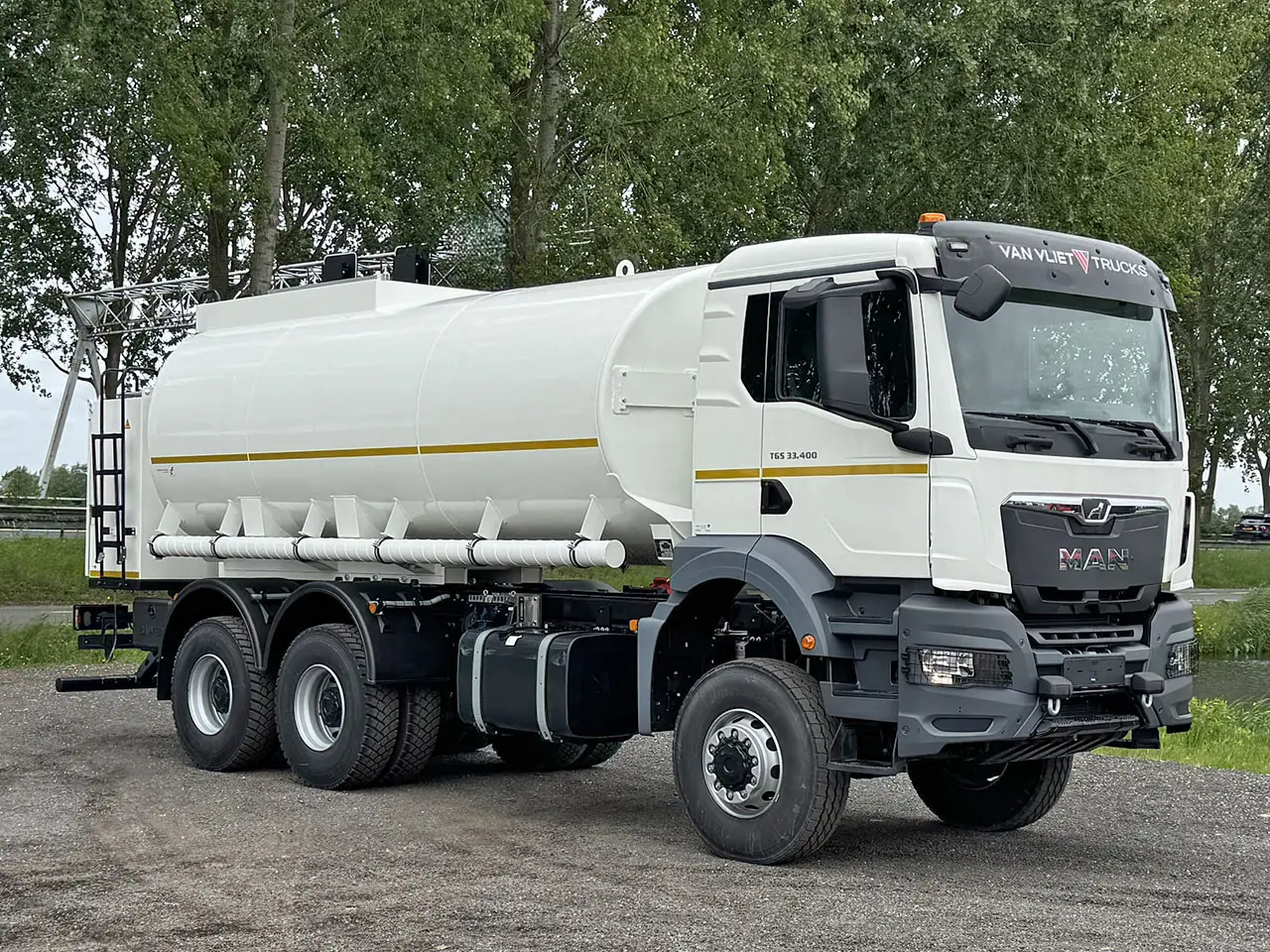 MAN TGS 33.400 BB CH Fuel Tank Truck 6x6