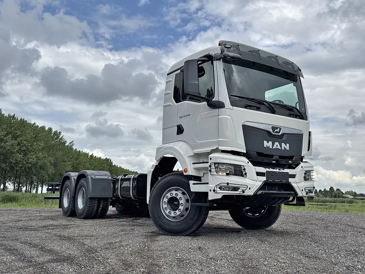 MAN TGS 33.400 BB CH ADR Chassis Cabin 6x4 4
