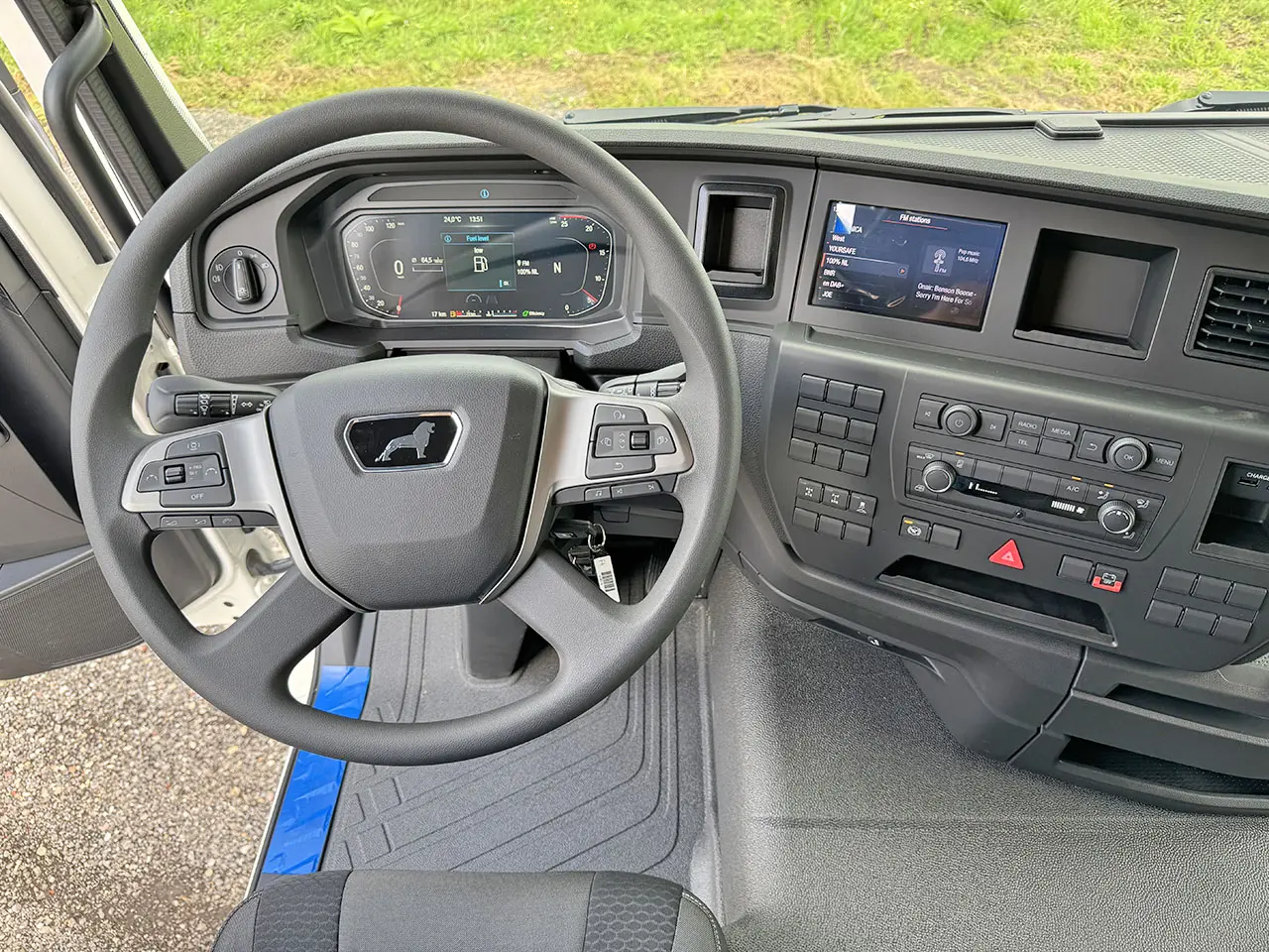 MAN TGS 33.400 BB CH ADR Chassis Cabin 6x4 10