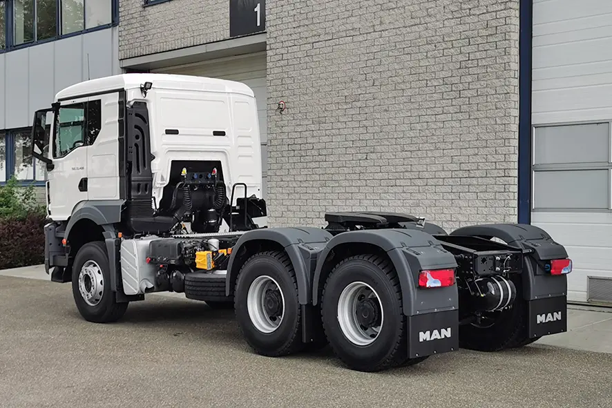 MAN TGS 33.400 BB SA 6x4 Tractor Head