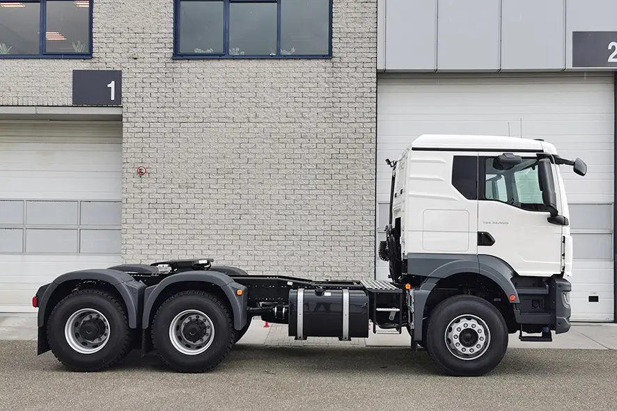 MAN TGS 33.400 BB SA 6x4 Tractor Head 6