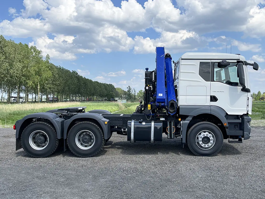 MAN TGS 33.400 BB SA 6x4 Tractor Head with Crane 6
