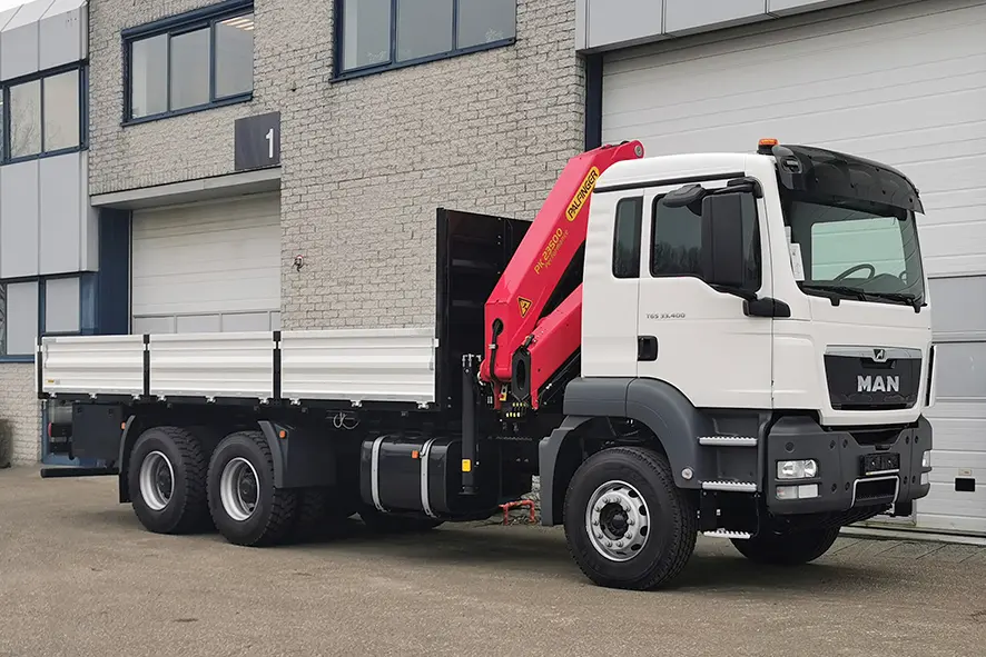 MAN TGS 33.400 BB-WW 6x4 Crane Truck 1