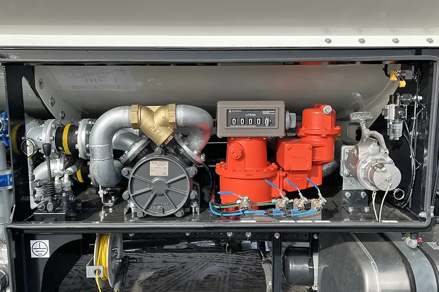 MAN TGS 33.400 BB-WW ADR 6x4 Fuel Tank Truck 15