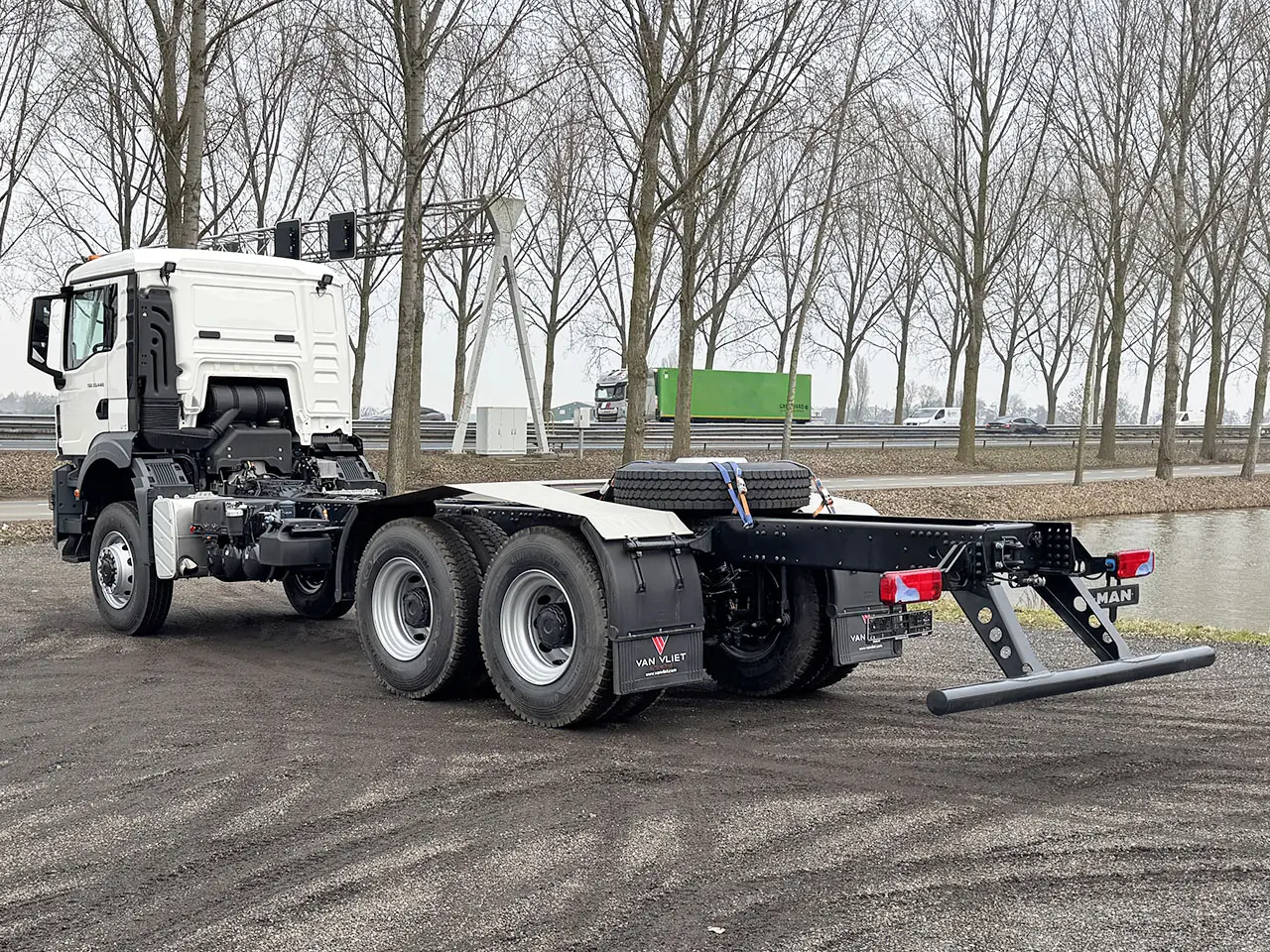 MAN TGS 33.440 BB CH Chassis Cabin 6x6 2