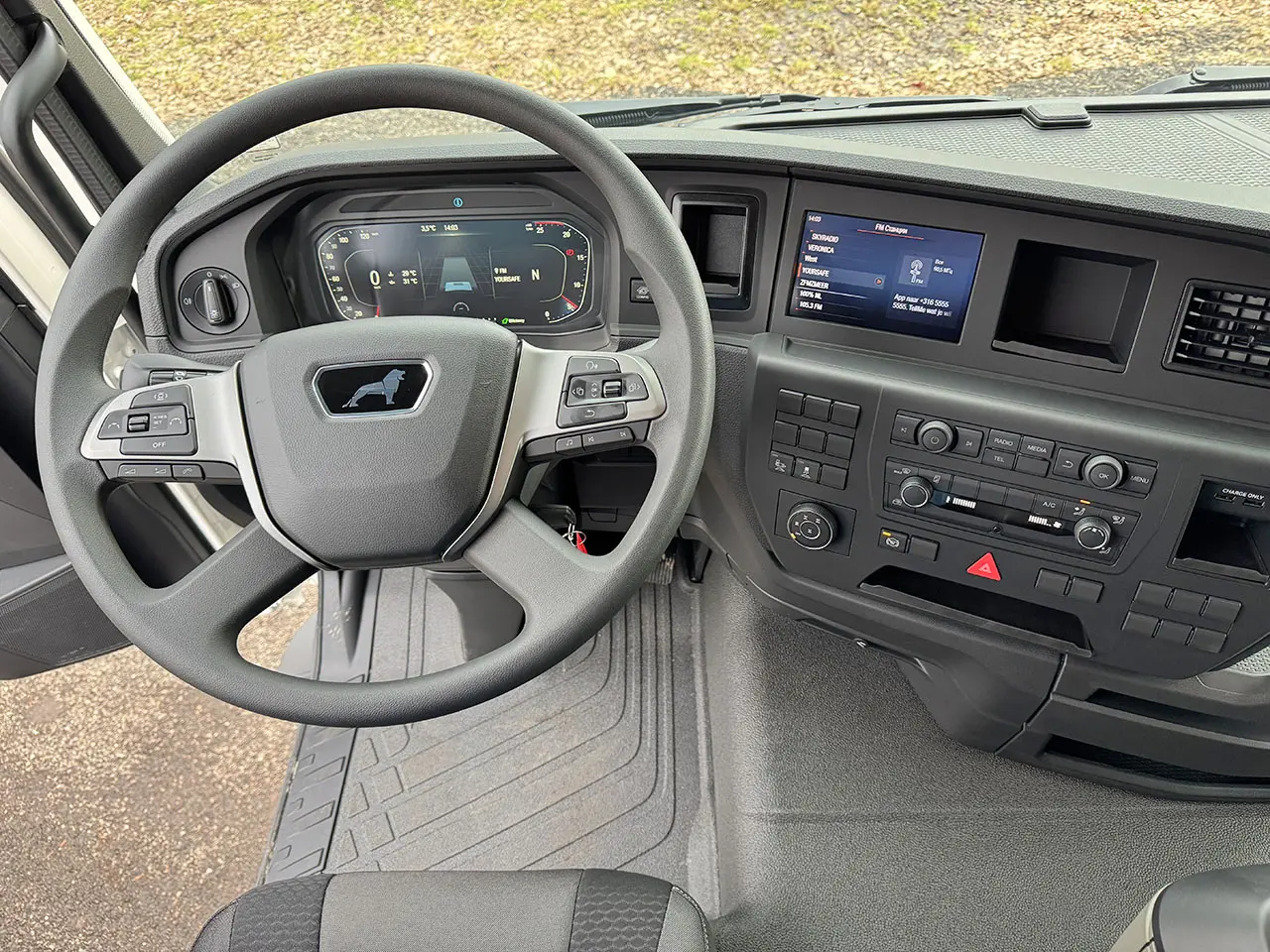 MAN TGS 33.440 BB CH 6x6 Chassis Cabin 10