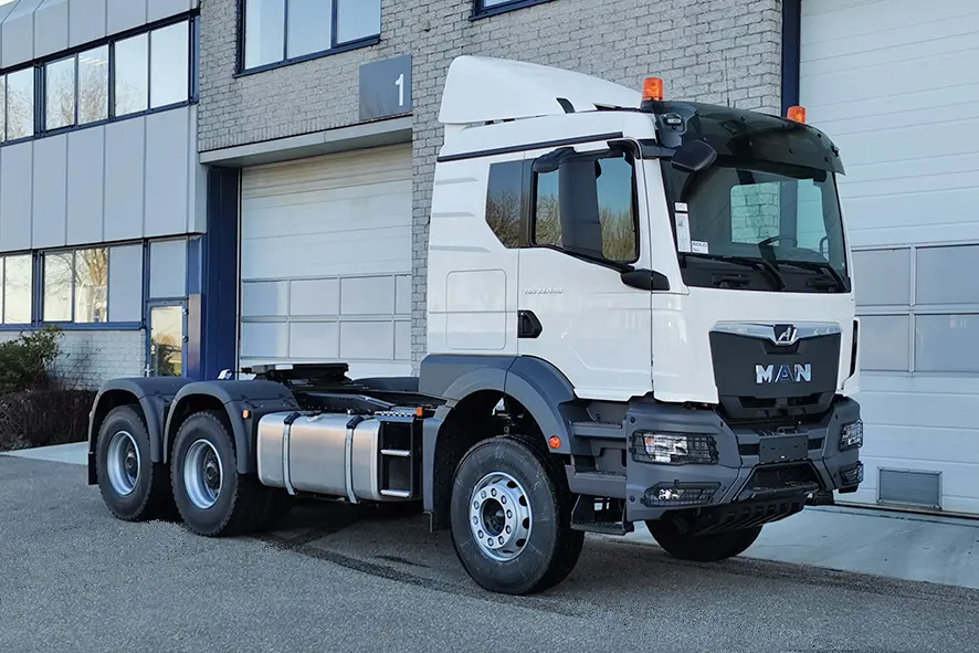 MAN TGS 33.440 BB SA 6x4 Tractor Head