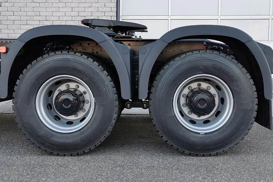 MAN TGS 33.440 BB SA 6x4 Tractor Head 11