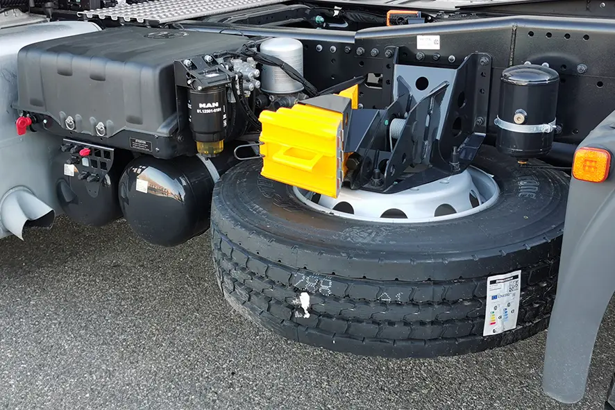 MAN TGS 33.440 BB SA 6x4 Tractor Head 12