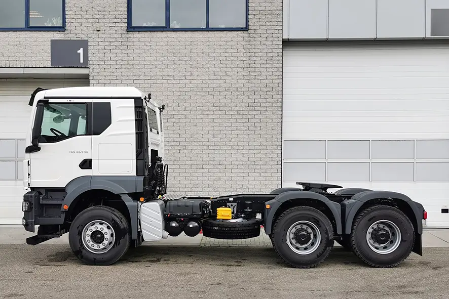 MAN TGS 33.440 BB SA 6x4 Tractor Head 4
