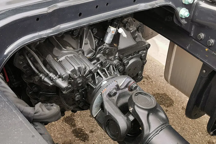 MAN TGS 33.440 BB SA 6x4 Tractor Head 11