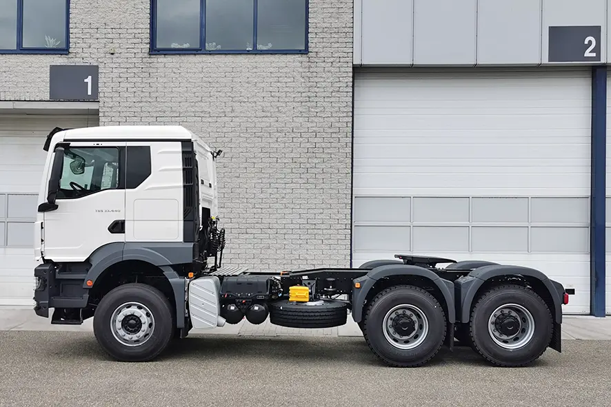 MAN TGS 33.440 BB SA 6x4 Tractor Head 4