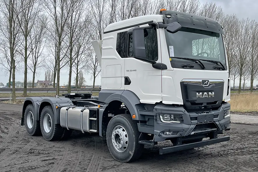 MAN TGS 33.440 BB SA 6x4 Tractor Head