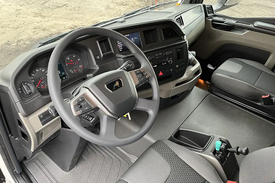 MAN TGS 33.440 BB SA 6x4 Tractor Head