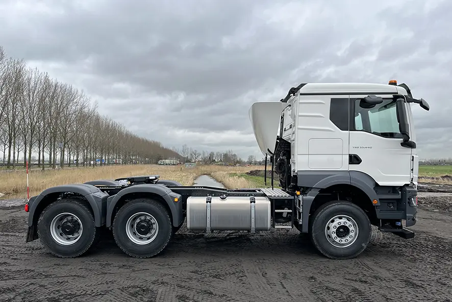 MAN TGS 33.440 BB SA 6x4 Tractor Head 6