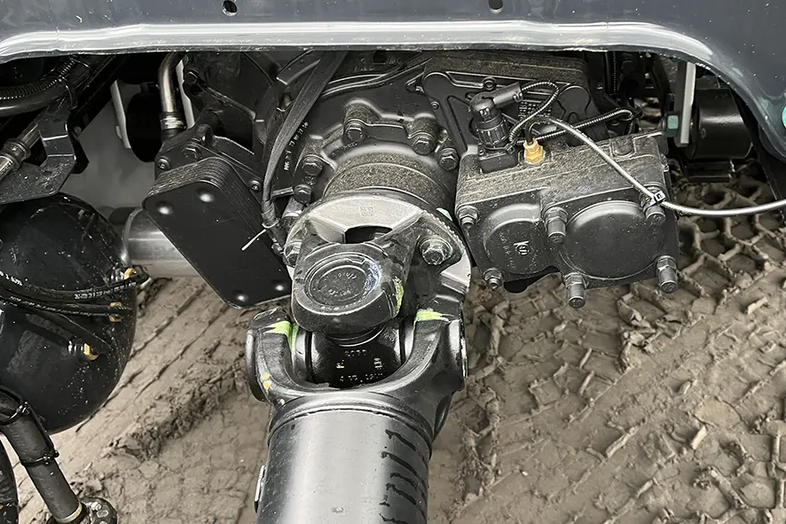 MAN TGS 33.440 BB SA 6x4 Tractor Head 13