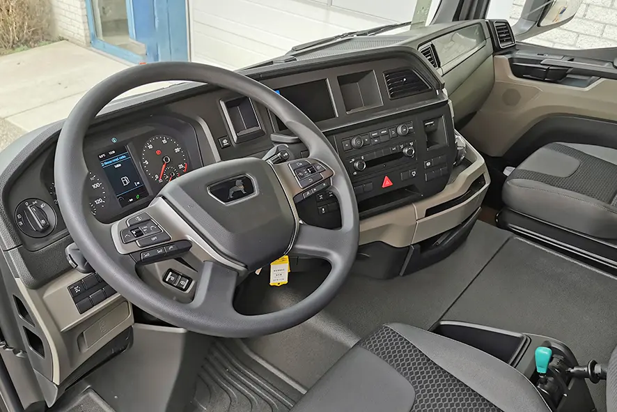 MAN TGS 33.440 BB SA 6x4 Tractor Head