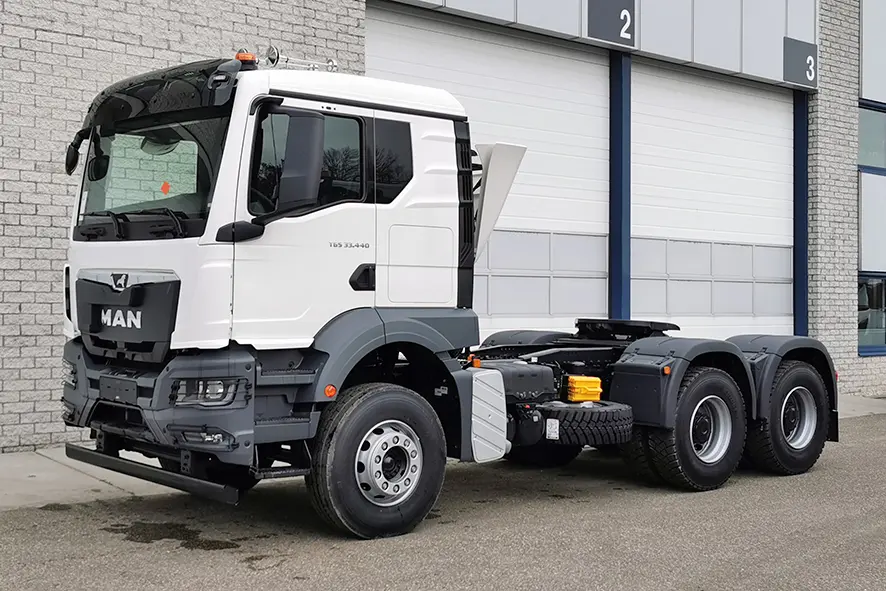 MAN TGS 33.440 BB SA 6x4 Tractor Head 7