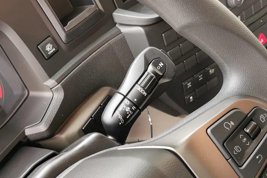 MAN TGS 33.440 BB SA 6x4 Tractor Head 9