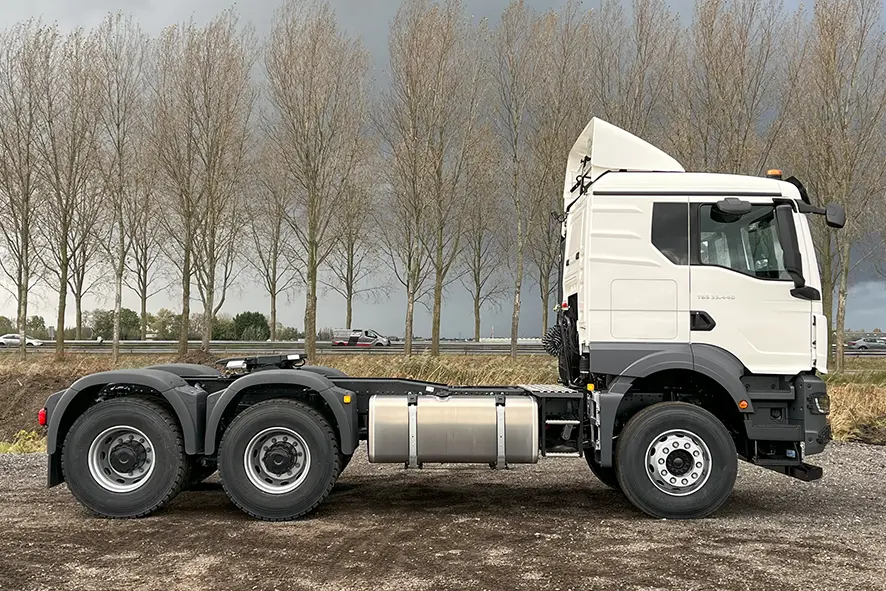 MAN TGS 33.440 BB SA 6x4 Tractor Head 6