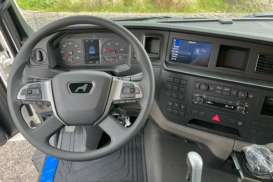 MAN TGS 33.440 BB SA 6x4 Tractor Head 8