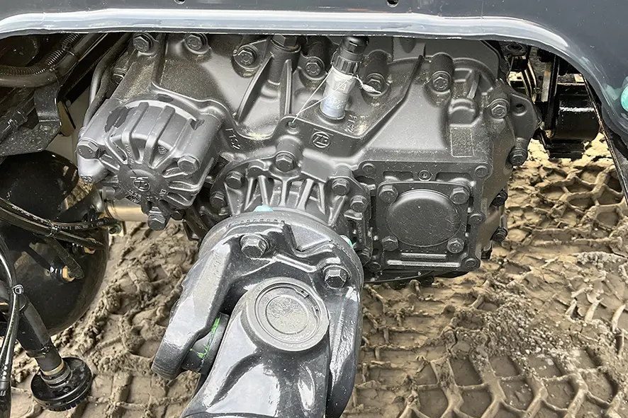 MAN TGS 33.440 BB SA 6x4 Tractor Head 11