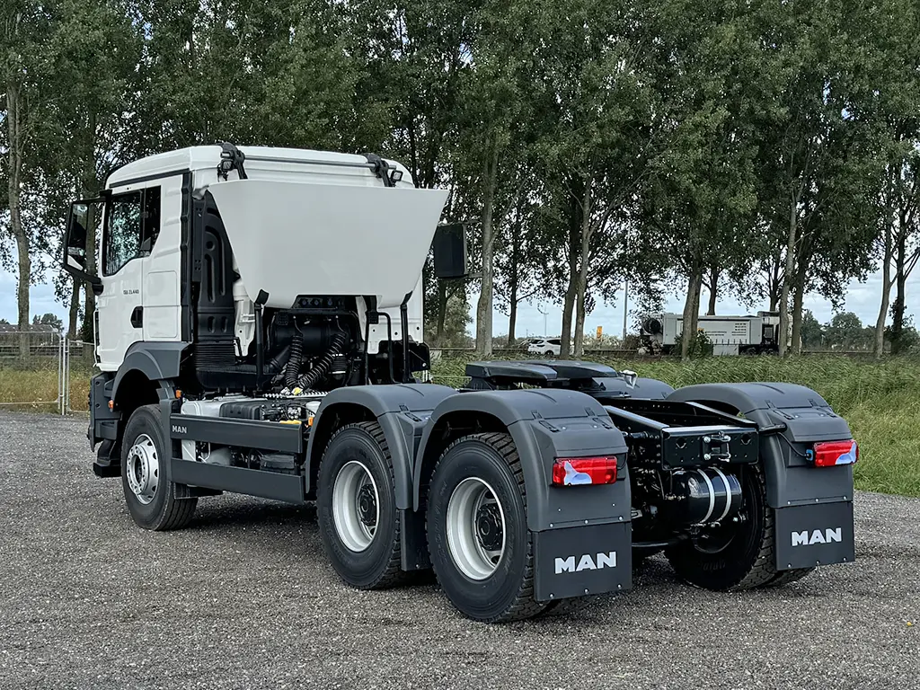 MAN TGS 33.440 BB SA 6x4 Tractor Head
