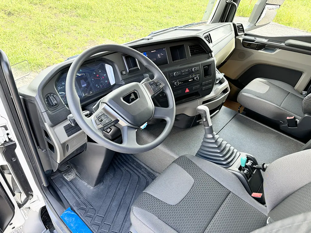 MAN TGS 33.440 BB SA 6x4 Tractor Head 3