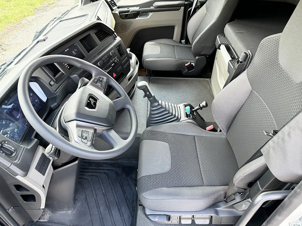 MAN TGS 33.440 BB SA 6x4 Tractor Head 9