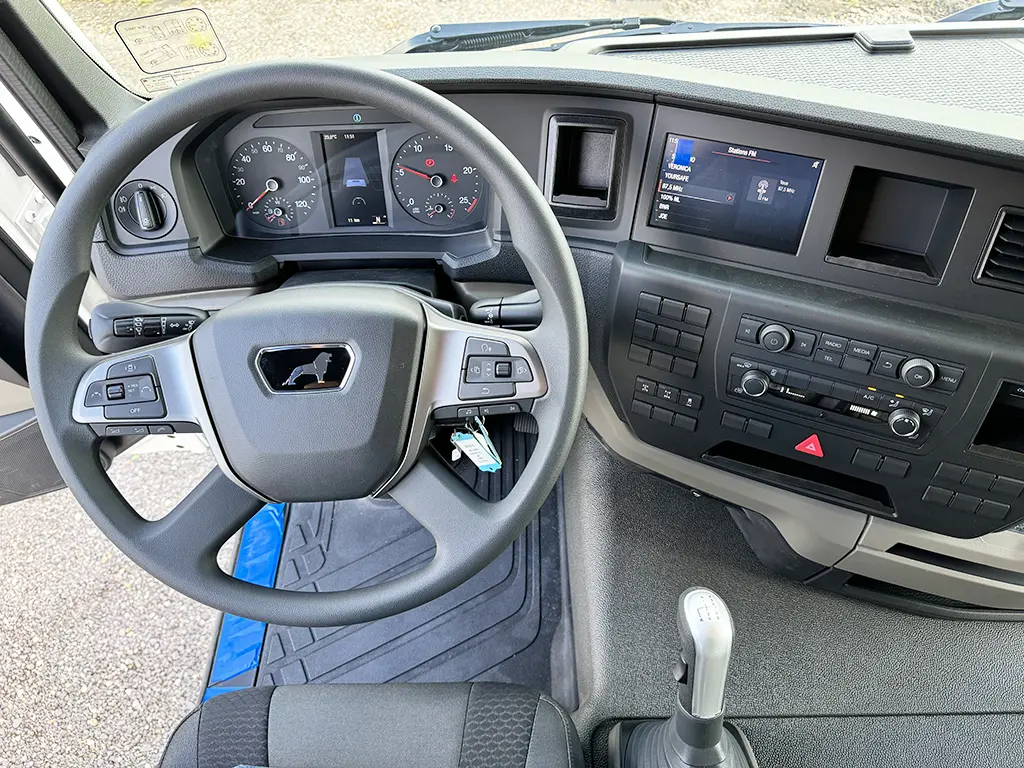 MAN TGS 33.440 BB SA 6x4 Tractor Head 10