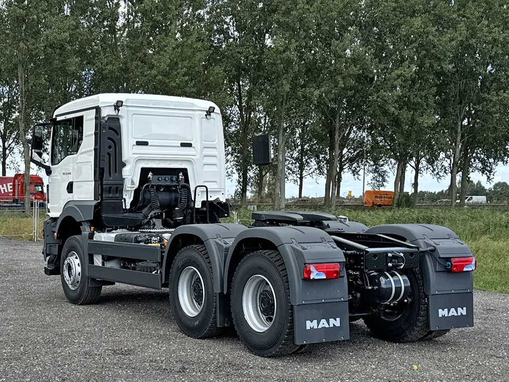 MAN TGS 33.440 BB SA 6x4 Tractor Head 2