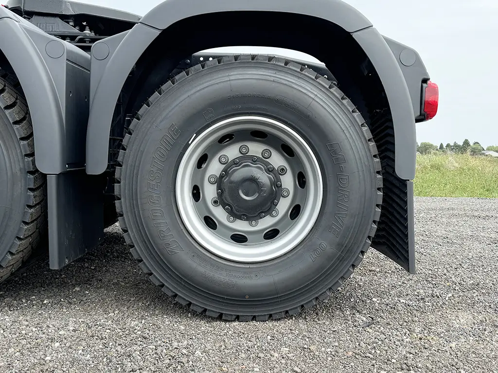 MAN TGS 33.440 BB SA 6x4 Tractor Head 14