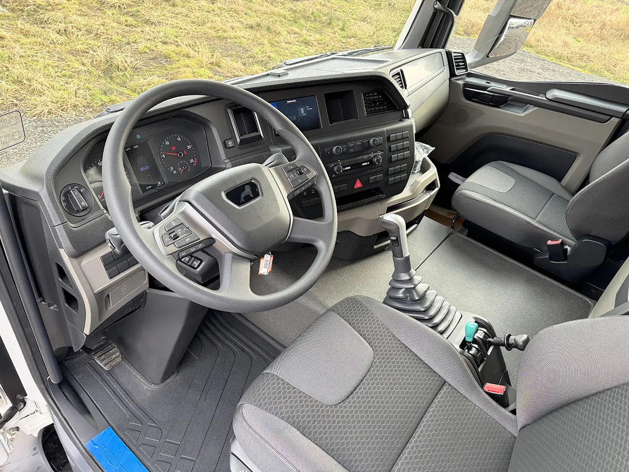 MAN TGS 33.440 BB SA 6x4 Tractor Head 3