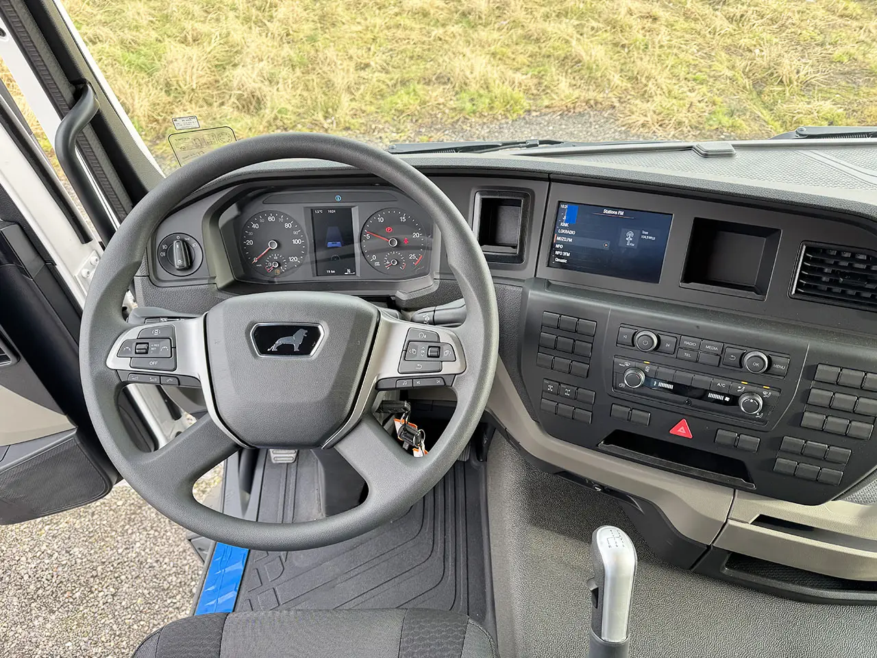 MAN TGS 33.440 BB SA 6x4 Tractor Head 10