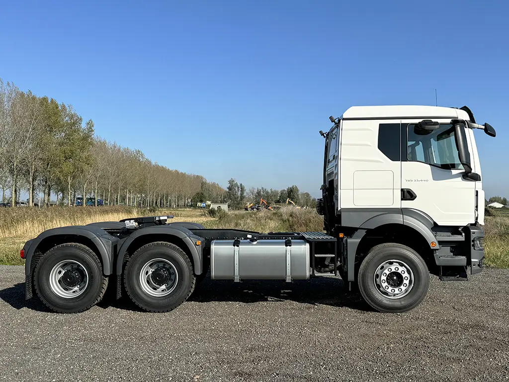 MAN TGS 33.440 BB SA 6x4 Tractor Head 6