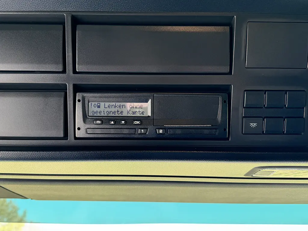 MAN TGS 33.440 BB SA 6x4 Tractor Head 11