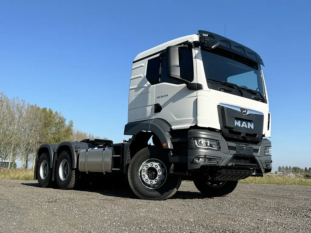 MAN TGS 33.440 BB SA 6x4 Tractor Head 12
