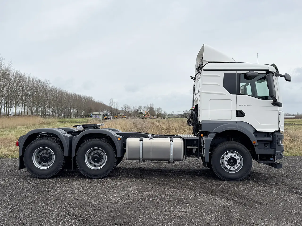 MAN TGS 33.440 BB SA 6x4 Tractor Head 6