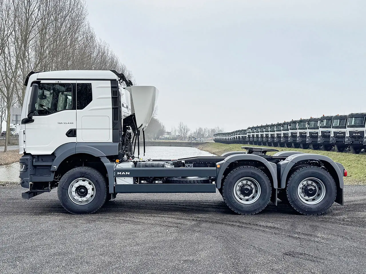 MAN TGS 33.440 BB SA 6x4 Tractor Head 7