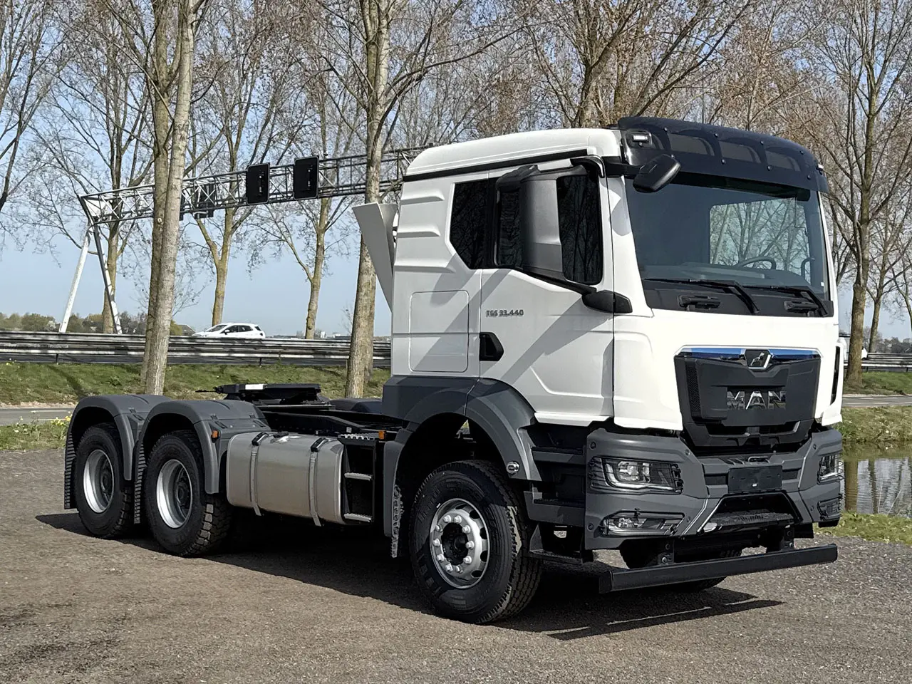 MAN TGS 33.440 BB SA 6x4 Tracteur 4