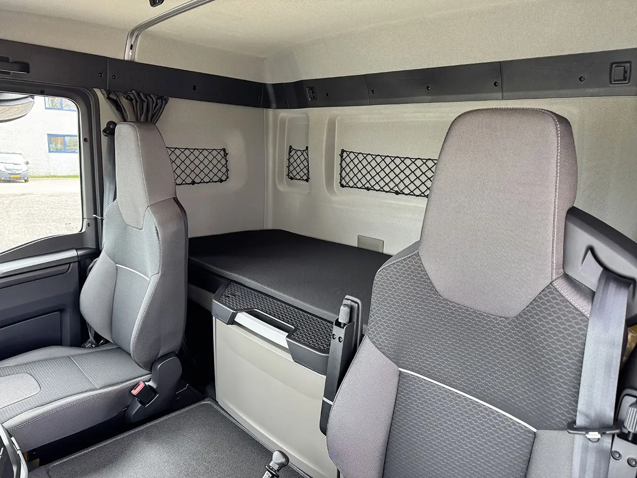 MAN TGS 33.440 BB SA 6x4 Tractor Head 12