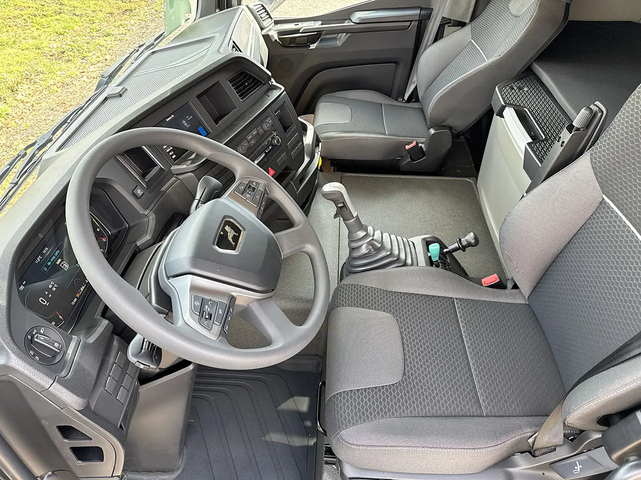 MAN TGS 33.440 BB SA 6x4 Tractor Head 10