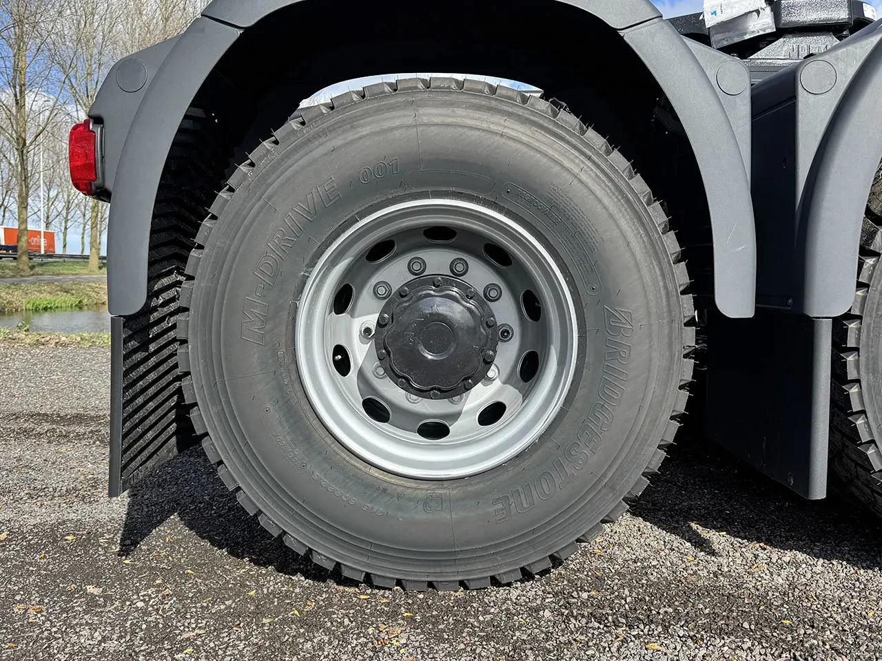 MAN TGS 33.440 BB SA 6x4 Tracteur 17