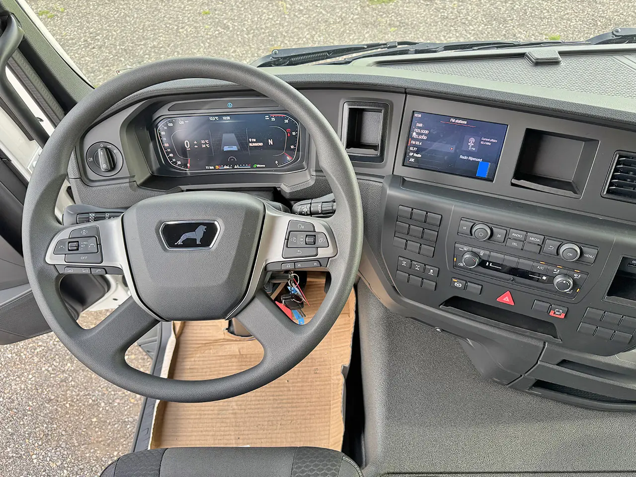 MAN TGS 33.440 BB SA ADR 6x4 Tractor Head 10