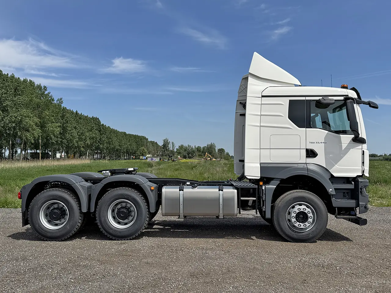 MAN TGS 33.440 BB SA Premium 6x4 Tractor Head 5