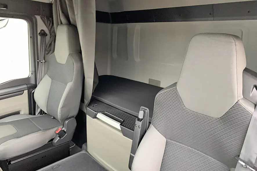 MAN TGS 33.480 BB SA 6x4 Tractor Head 10