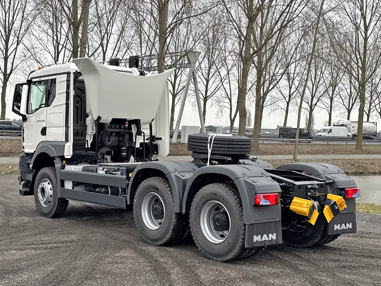 MAN TGS 33.480 BB SA Premium 6x4 Tractor Head