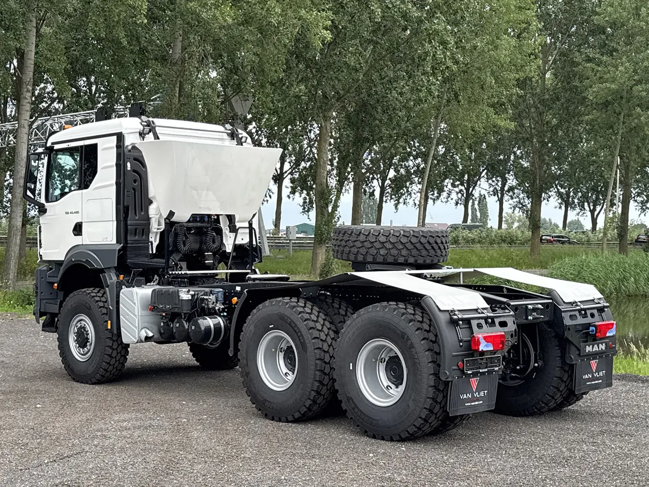 MAN TGS 40.480 BB SA Tractor Head 6x6